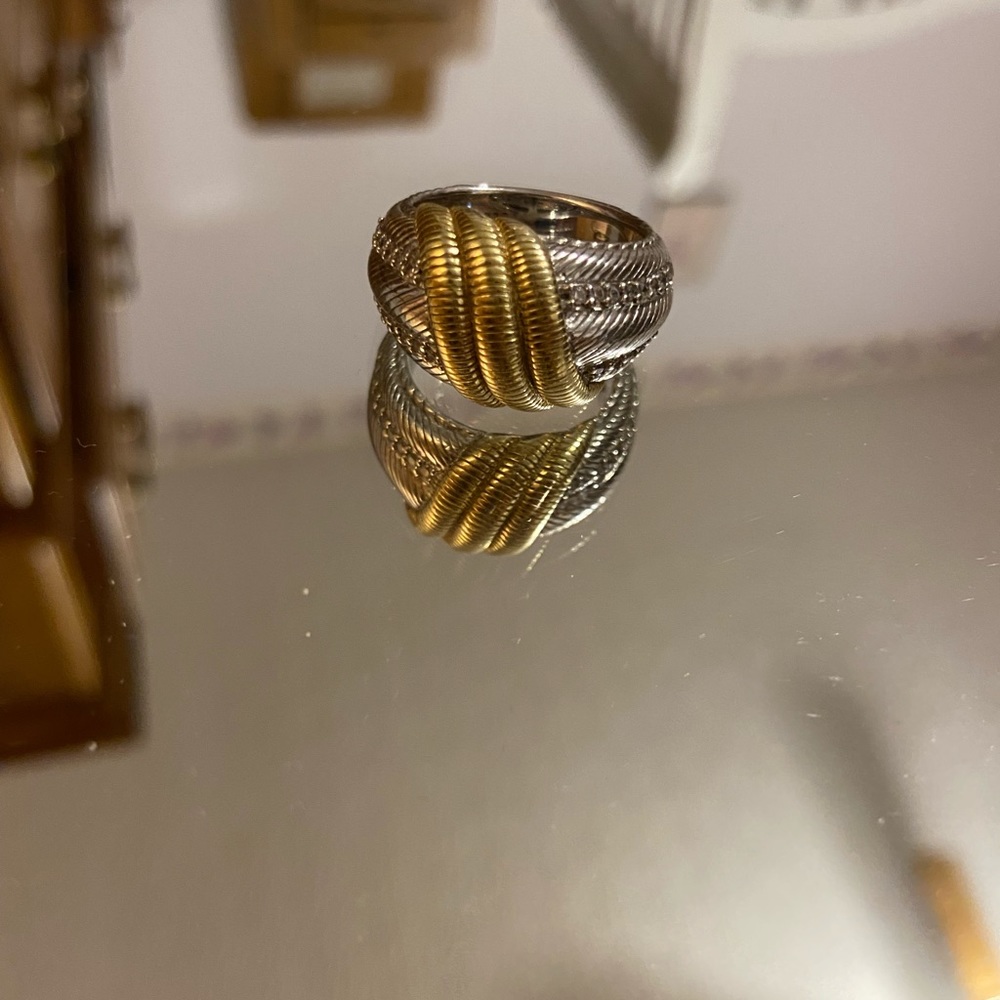 Judith Ripka designer two tone ring - Picture 4 of 6